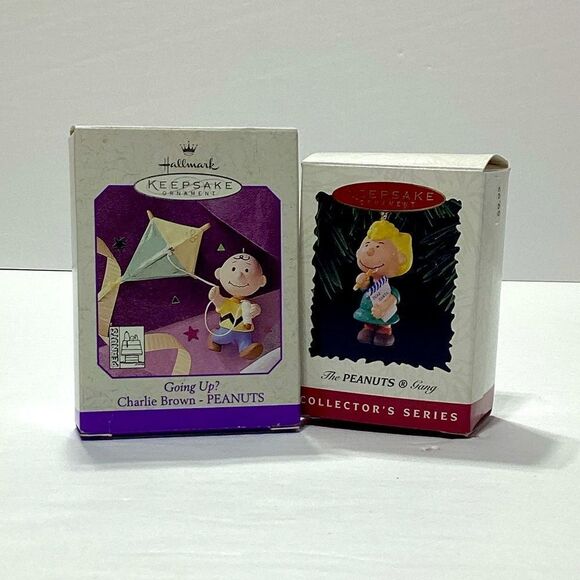 Vintage Peanuts Ornaments in Box - Picture 1 of 1